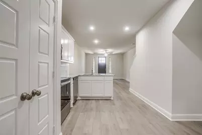 6918 Houndstooth Place, Arlington, TX 76001 - Photo 9
