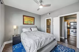 4605 Cedar Springs Rd, Dallas, TX 75219 - Photo 17
