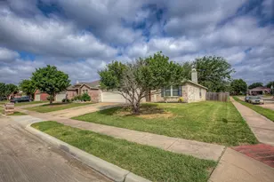 5433 Scotts Valley St, Fort Worth, TX 76244 - Photo 3