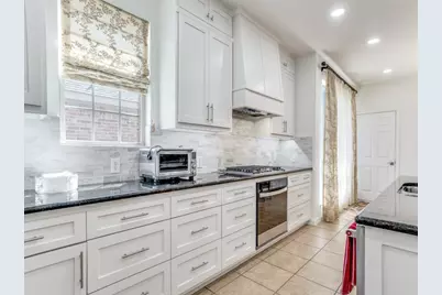 7110 Waterbury Drive, Rowlett, TX 75089 - Photo 11