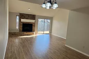 109 Wilshire Dr, Euless, TX 76040 - Photo 5