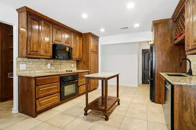 1319 Chestnut Road, Mansfield, TX 76063 - Photo 9
