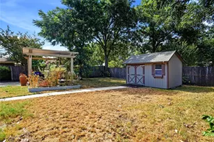 1319 Chestnut Rd, Mansfield, TX 76063 - Photo 25