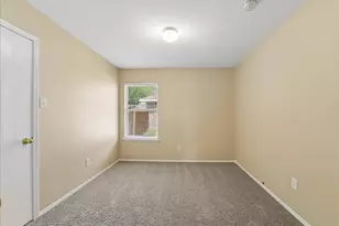 1002 James Donald Ln, Glenn Heights, TX 75154 - Photo 23