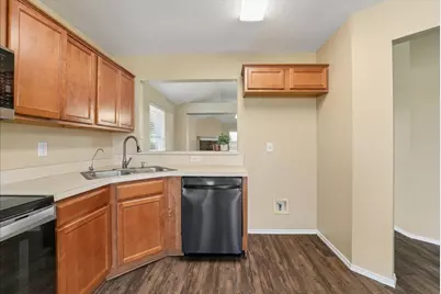 1002 James Donald Lane, Glenn Heights, TX 75154 - Photo 17