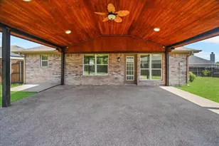 1002 James Donald Ln, Glenn Heights, TX 75154 - Photo 29