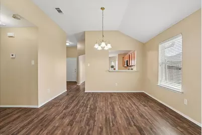 1002 James Donald Lane, Glenn Heights, TX 75154 - Photo 9