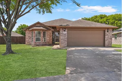 1002 James Donald Lane, Glenn Heights, TX 75154 - Photo 1