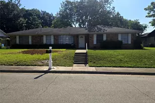 1306 Holt Ave, DeSoto, TX 75115 - Photo 1