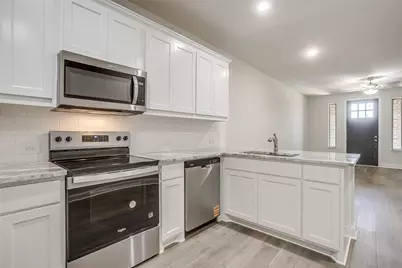 6912 Houndstooth Place, Arlington, TX 76001 - Photo 9