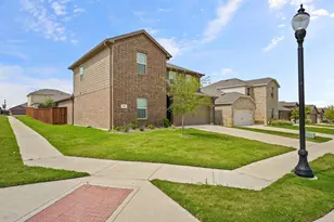 728 Fueller Dr, Aubrey, TX 76227 - Photo 1