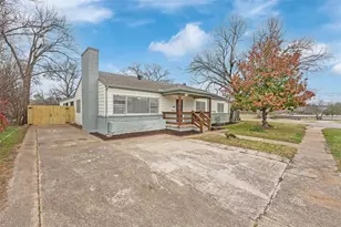 109 W 11th St, Irving, TX 75060 - Photo 1