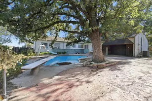 109 W 11th St, Irving, TX 75060 - Photo 27