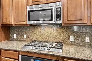 4330 Holland Ave, Dallas, TX 75219 - Photo 13