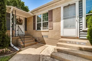 705 Reverchon Dr, Dallas, TX 75211 - Photo 3