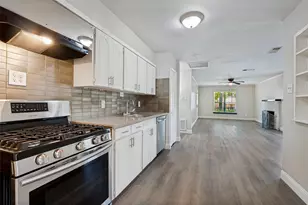 705 Reverchon Dr, Dallas, TX 75211 - Photo 9