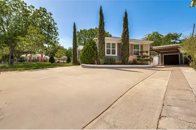 705 Reverchon Drive, Dallas, TX 75211 - Photo 23