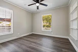 705 Reverchon Dr, Dallas, TX 75211 - Photo 21