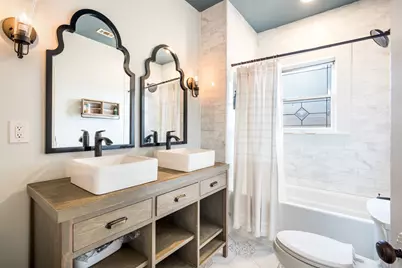 719 N Barnett Avenue, Dallas, TX 75211 - Photo 9