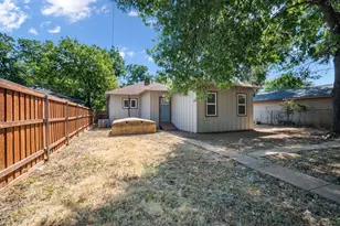 719 N Barnett Ave, Dallas, TX 75211 - Photo 19