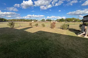 104 Cinnamon Ct, Weatherford, TX 76088 - Photo 29