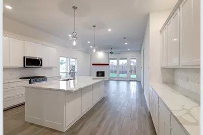 10171 Blue Jay Lane, Benbrook, TX 76126 - Photo 11