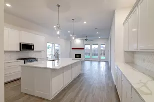 10171 Blue Jay Ln, Benbrook, TX 76126 - Photo 11