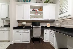 2009 Prairie Holly Ln, Fort Worth, TX 76008 - Photo 11