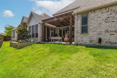 2009 Prairie Holly Lane, Fort Worth, TX 76008 - Photo 33