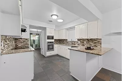 1807 Holm Oak Street, Arlington, TX 76012 - Photo 11