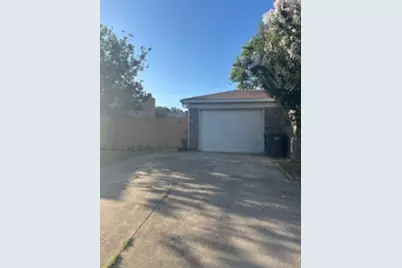 2805 Woodmont Trail, Fort Worth, TX 76133 - Photo 1