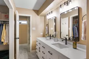 2781 Fairway Park St, Grand Prairie, TX 75050 - Photo 5