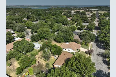 2012 Mountainview Drive, Waco, TX 76710 - Photo 33