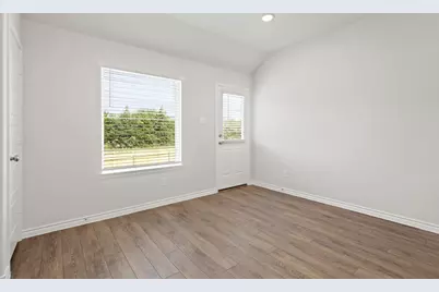 1600 Romans Road, Ennis, TX 75119 - Photo 5