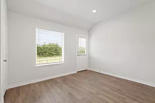 1600 Romans Rd, Ennis, TX 75119 - Photo 5