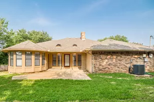 500 Cross Bend Ct, Irving, TX 75061 - Photo 37