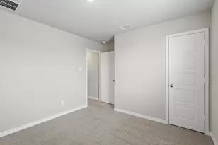 8013 Charlestown Ln, Everman, TX 76140 - Photo 17