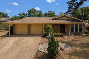 1609 Bradford Pl, Fort Worth, TX 76112 - Photo 3