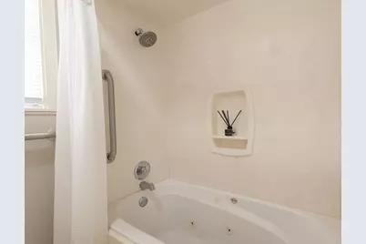 805 S Tyler Street, McGregor, TX 76657 - Photo 27