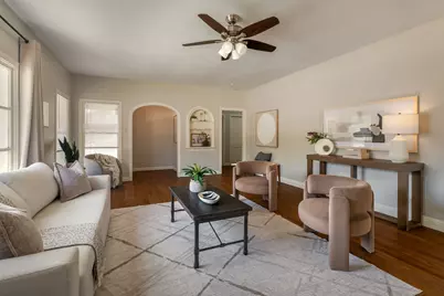 805 S Tyler Street, McGregor, TX 76657 - Photo 3