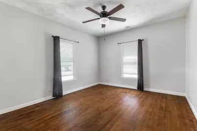 805 S Tyler Street, McGregor, TX 76657 - Photo 25