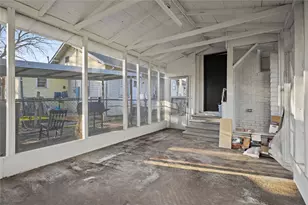 820 W College St, Sherman, TX 75092 - Photo 33