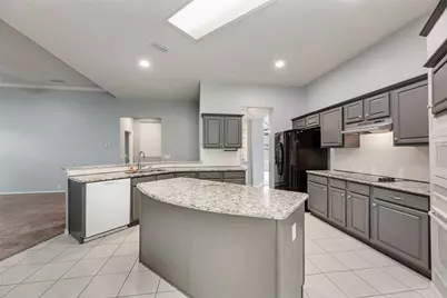 828 Abbots Lane, Denton, TX 76205 - Photo 17