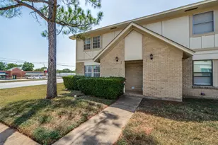 1905 W Morton St, Denison, TX 75020 - Photo 3