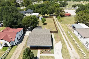 705 N Washington St, Farmersville, TX 75442 - Photo 5
