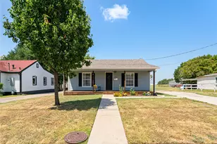 705 N Washington St, Farmersville, TX 75442 - Photo 1