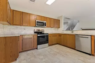 1004 Triple Crown Dr, Fort Worth, TX 76179 - Photo 17