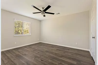 1004 Triple Crown Drive, Fort Worth, TX 76179 - Photo 33
