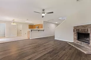 1004 Triple Crown Dr, Fort Worth, TX 76179 - Photo 11