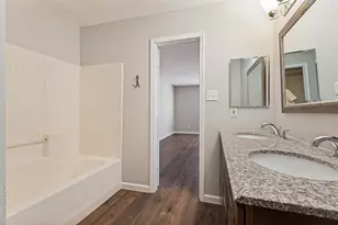 1004 Triple Crown Dr, Fort Worth, TX 76179 - Photo 29